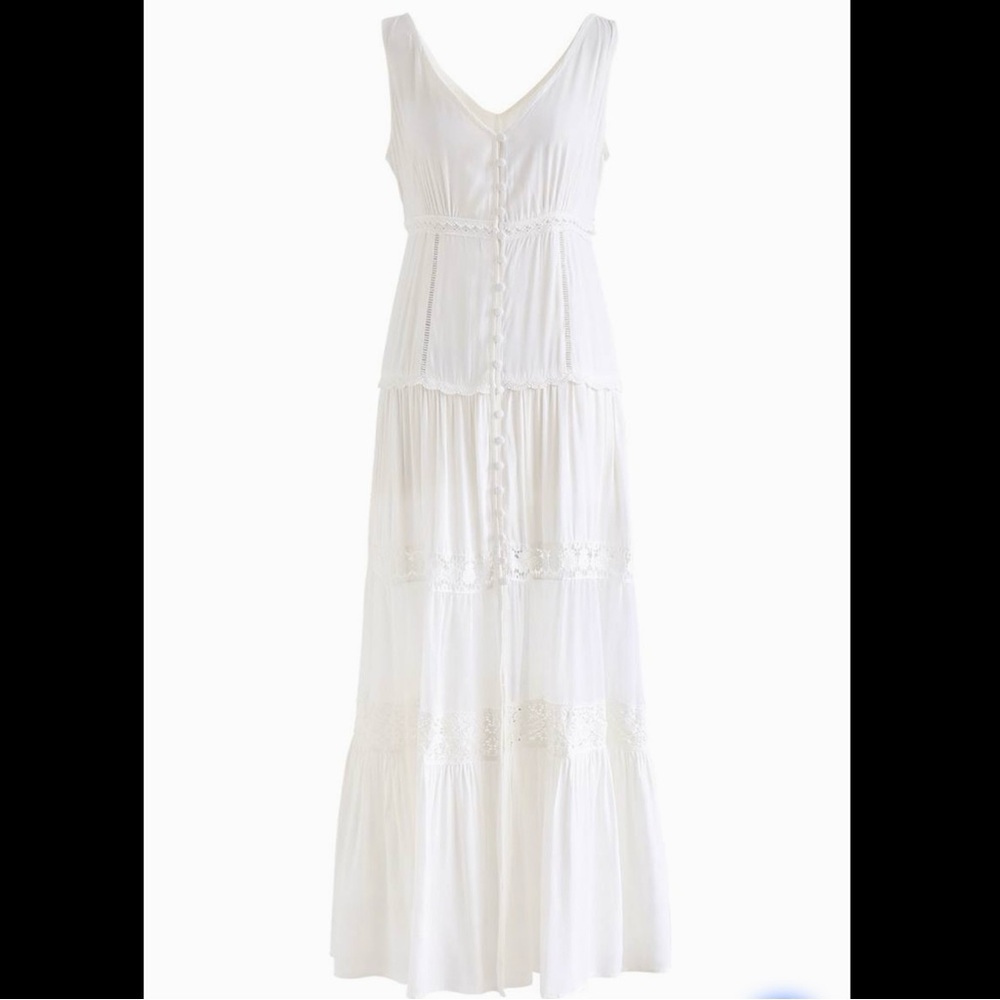 NWOT Chicwish White Midi Dress